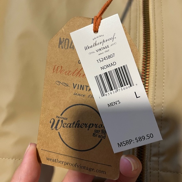 Weatherproof Men’s Raincoat - Picture 3 of 4